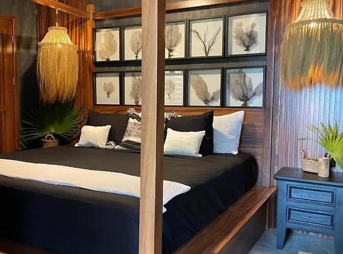 Casa Tolok In Beachfront Pousada *