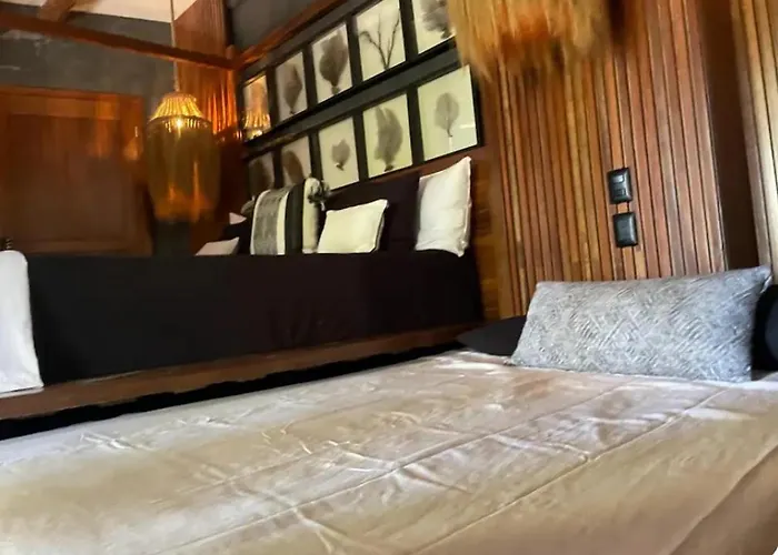 Casa Tolok In Beachfront Pousada *